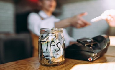 Sezonski rad u Hrvatskoj: Nova pravila o oporezivanju bakšiša