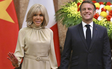 Bliska prijateljica Makronovih otkrila: "Zove je na svakih sat i po"