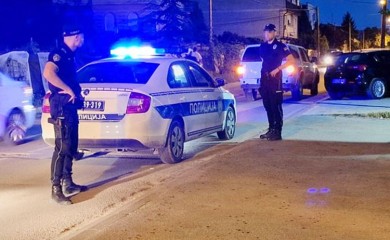 Saslušani svjedoci pokušaja ubistva maloljetnika u Beogradu: Prvo su sjevale pesnice, baklja, pa nož
