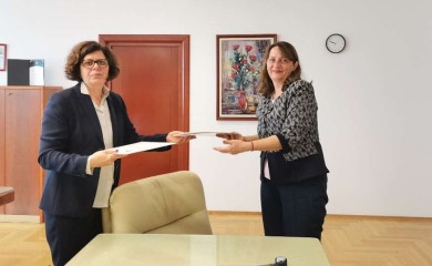 Potpisan ugovor sa udruženjem građana "Dvanaest beba", odobrena sredstva u iznosu od 20.000 KM