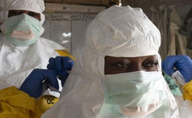 Najmanje šest zdravstvenih radnika zaraženo virusom ebole