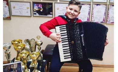 Nova zlatna medalja za vituoza na harmonici Đorđa Perića