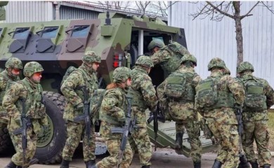 Vučić ukinuo stanje povišene borbene gotovosti u Vojsci Srbije