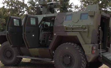 Žena poginula u sudaru sa borbenim vozilom Vojske Srbije