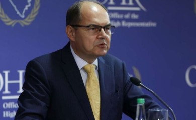 Šmit najavio finansijsko uslovljavanje Srpske