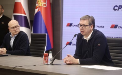 Vučić: SNS pobijedila u svih deset lokalnih zajednica