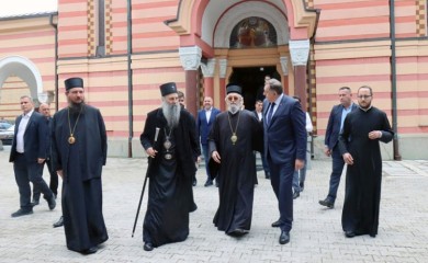 Patrijarh Porfirije u Banjaluci: Dočekali ga Dodik i episkop Jefrem
