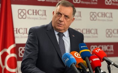Dodik: Poslanici SNSD-a podržaće veto srpskog člana Predsjedništva