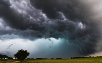 Narandžasto upozorenje na pljuskove i jak vjetar