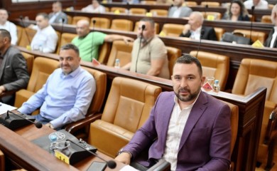 Apsolvirane tačke o gradskim preduzećima: Pećanac prozvao rukovodstvo ZIBL-a