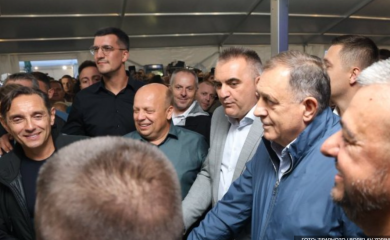 Dodik u Stričićima na 60. jubilarnom “Kočićevom zboru”