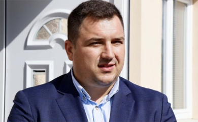 Opljačkan ministar za ljudska prava Miloš Lučić