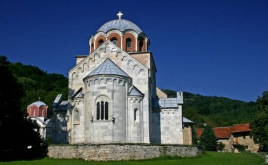 Pronađeno više od 20 monaških grobova u manastiru Studenica