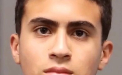 Dječak (13) ubio majku pred tek rođenom bebom (VIDEO)