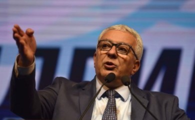 Crna Gora dobija novu vladu: Na čelu skupštine Andrija Mandić