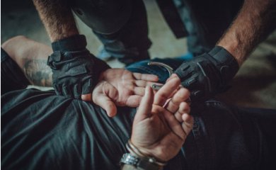 Državljanin BiH priveden zbog prijetnji svojoj djevojci i napada na policajca