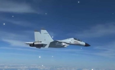 Kineski avion umalo izazvao sudar sa američkim