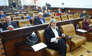 NIŠTA OD POSKUPLJENJA GRIJANJA! Stanivuković predložio, komisije odbile