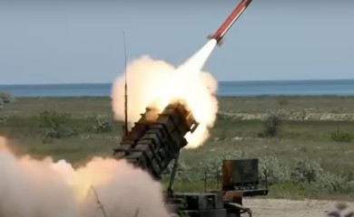 Zahuktava se: Njemačka dala Ukrajini dozvolu za upotrebu oružja protiv ruskih ciljeva