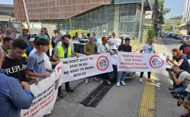 Profesionalni vozači: „Nismo migranti, hoćemo da radimo!“
