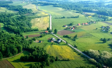Odumiranje sela: Puno kuća, malo ljudi