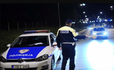 PRNJAVOR: Oduzeto putničko vozilo zbog alkoholisanog stanja vozača