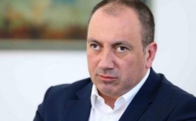 Crnadak o susretu Radojičića i Đajića: Jedan voli Cecu, drugi Sandru Afriku