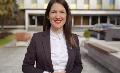 Trivićeva čestitala praznike i poručila: “Ostajem u političkom ringu”