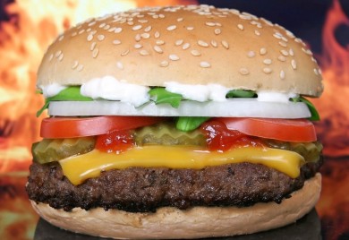 Sarajlija prodaje poslednji burger iz Mekdonaldsa, cijena dvije hiljade maraka