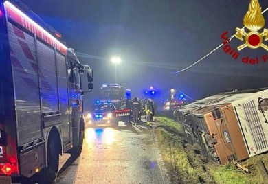 Autobus sa turistima iz BiH se prevrnuo kod Venecije