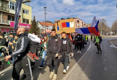 Studenti iz cijele Srbije pješke, trčeći i biciklima sinoć stigli u Niš, danas veliki protest “Studentski edikt”
