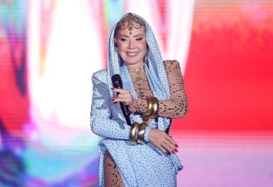 Lepa Brena više nije plavuša, odlučila se na promjenu izgleda