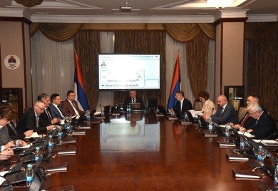 Revizori upozoriavaju: Srpska nema strateške dokumente za zaštitu od požara, VATROGASCI NEOPREMLJENI, nadzor nad šumama katastrofalan