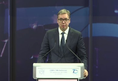 Vučić: O ratu se priča u Prištini, a ne u Beogradu