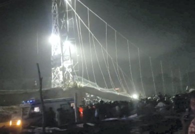 Premijer Modi obišao mjesto tragedije