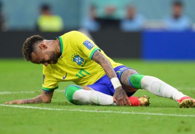 Nejmar van tima i u osmini finala