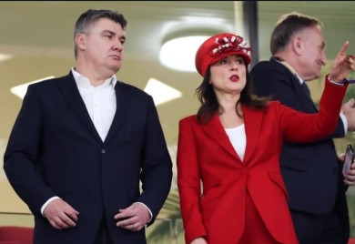 Zoran Milanović sa suprugom na tribinama u Kataru