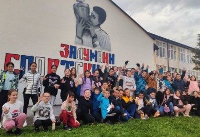 Đoković dobio mural na školi u Zalužanima