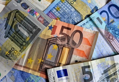 Pogledajte kako prepoznati lažnu novčanicu evra