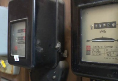 Nikome nije jasno: Građani i dalje zbunjeni kako će se obračunavati struja