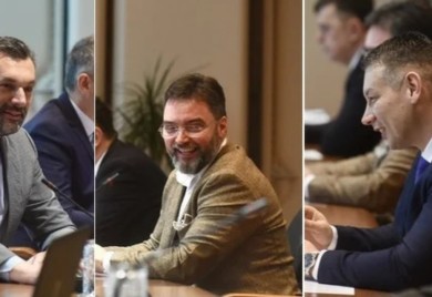 Ministri vidno raspoloženi pred prvu sjednicu Savjeta ministara BiH