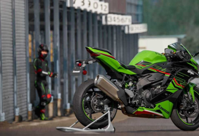 Kavasaki "Ninja ZX-4RR KRT Edition" stiže i u Evropu