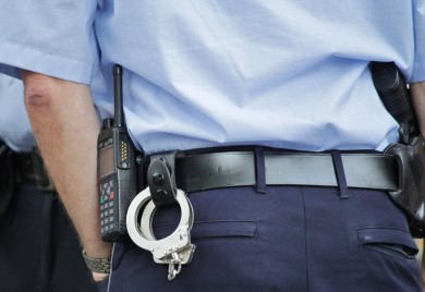 Filmska potjera u Banjaluci: Bježao tojotom od policije, našli mu kokain i marihuanu