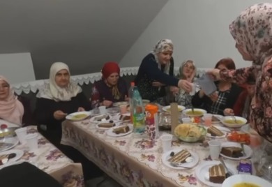 Human gest koji je sve oduševio: Pravoslavac organizovao iftar u Zenici