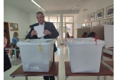 Višković glasao u Milićima