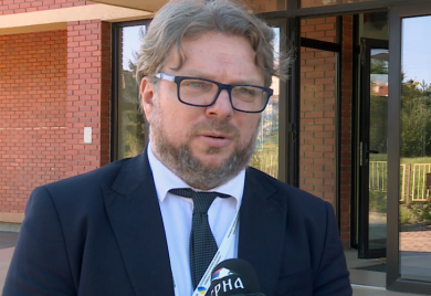 Bakalar: "Izlaznost dobra, izborni dan protiče bez problema"