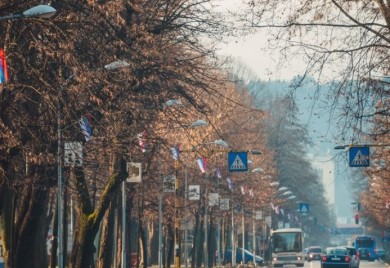 Pripreme za Dan Republike Srpske: Hiljadu zastava vijori se ulicama Banjaluke