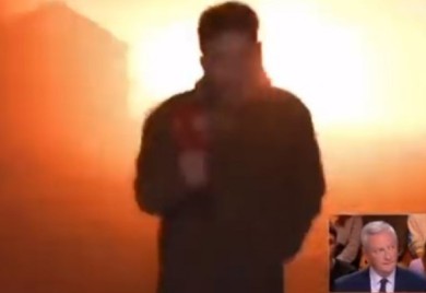 Projektil eksplodirao kraj novinara koji se javljao uživo iz Ukrajine VIDEO