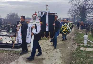 Sahranjeni Ljubiša i Andrea Aramanda, prisustvovalo više stotina ljudi