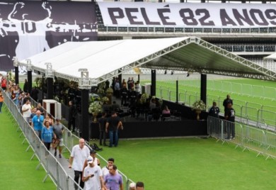 Brazil se posljednji put pozdravlja s Peleom (VIDEO)